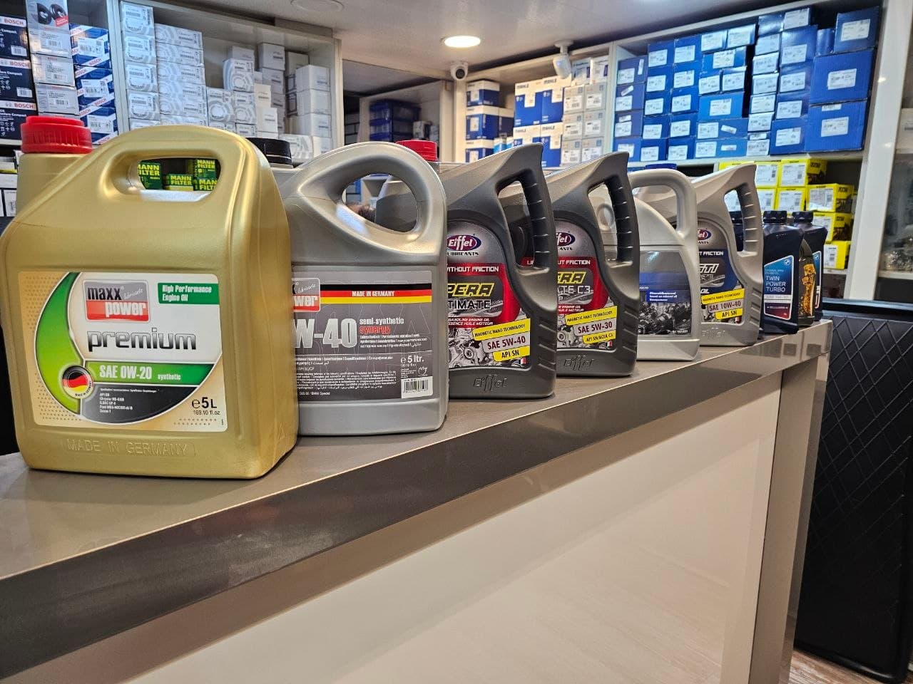 راهنمای جامع انتخاب روغن موتور ب‌ام‌و؛ استاندارد BMW Longlife چیست و چه روغنی بریزیم؟